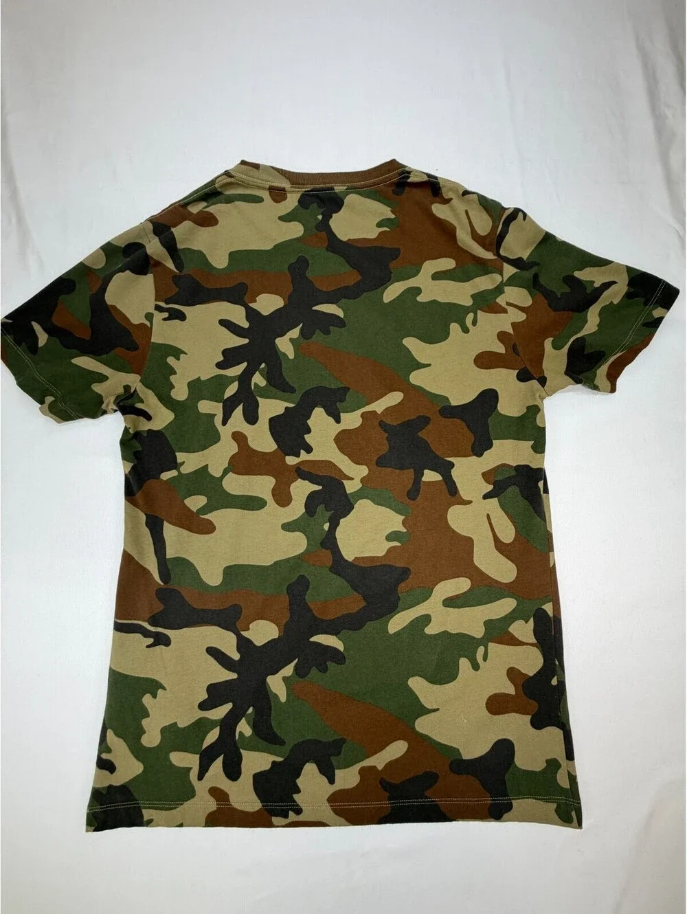 True Religion Men's T Shirt Short Sleeve Camouflage Crew Neck Size M Green